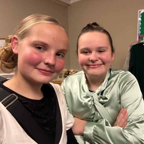 Meet your Posher, Abby - Picture 2 of 9